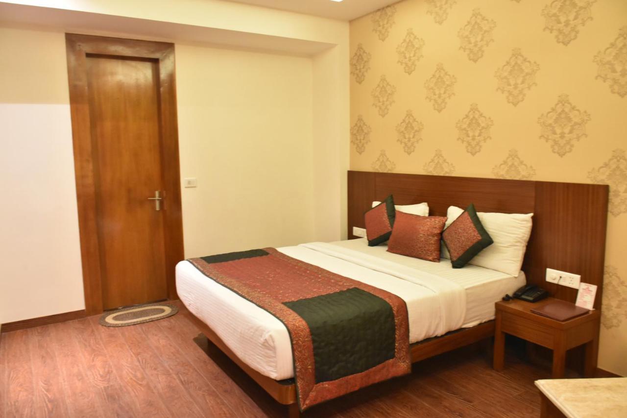 Hotel Lohias Delhi Airport New Delhi Eksteriør billede