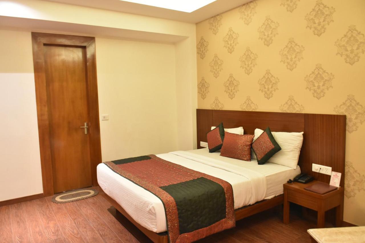 Hotel Lohias Delhi Airport New Delhi Eksteriør billede