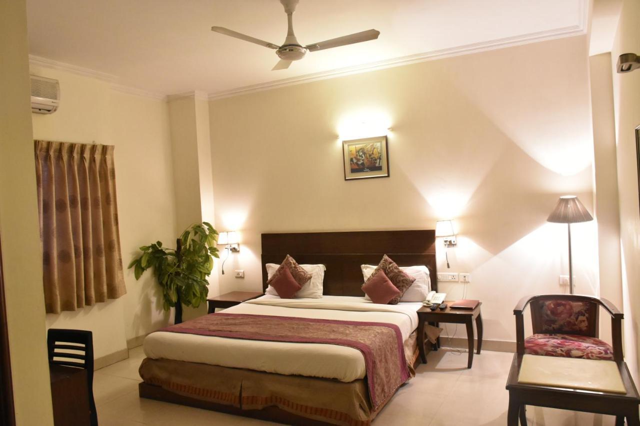 Hotel Lohias Delhi Airport New Delhi Eksteriør billede