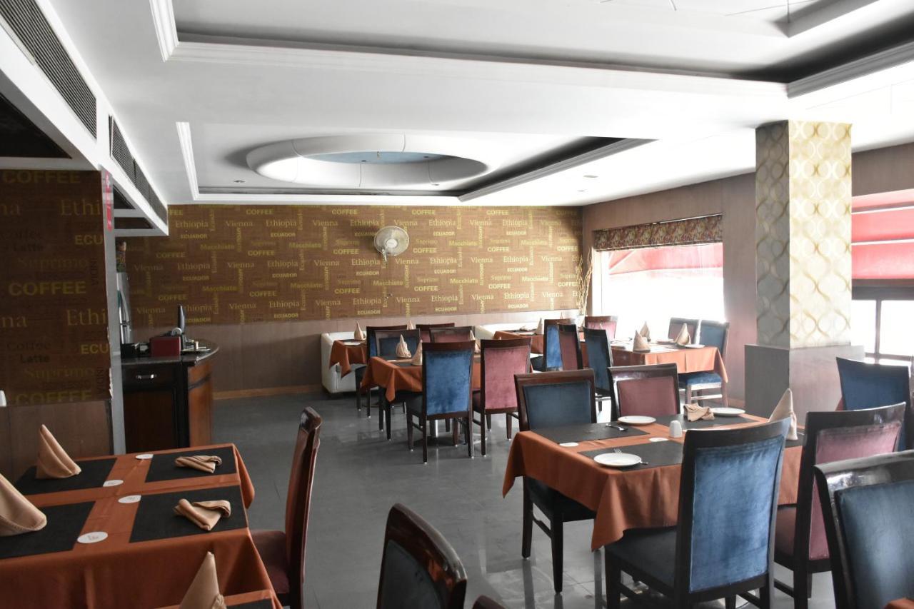 Hotel Lohias Delhi Airport New Delhi Eksteriør billede
