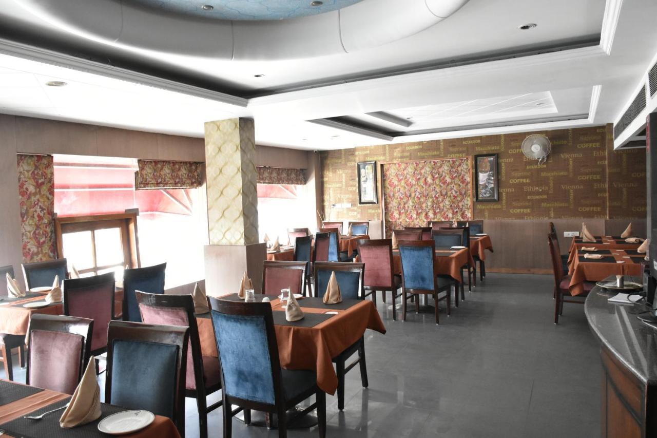 Hotel Lohias Delhi Airport New Delhi Eksteriør billede