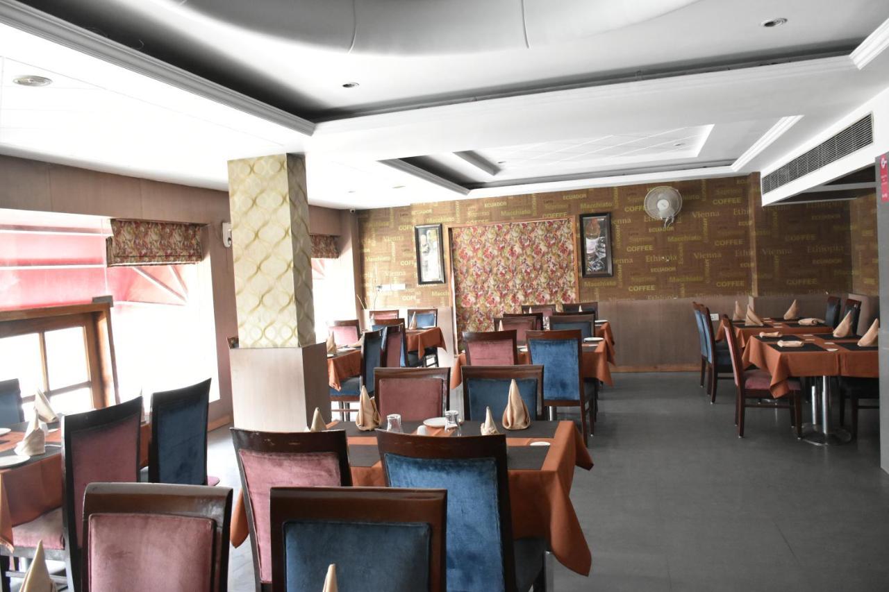 Hotel Lohias Delhi Airport New Delhi Eksteriør billede